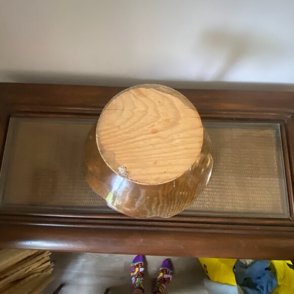 99 (VHD) Vintage. Tole Painted Wood Pedestal Bowl. - Picture 5 of 9